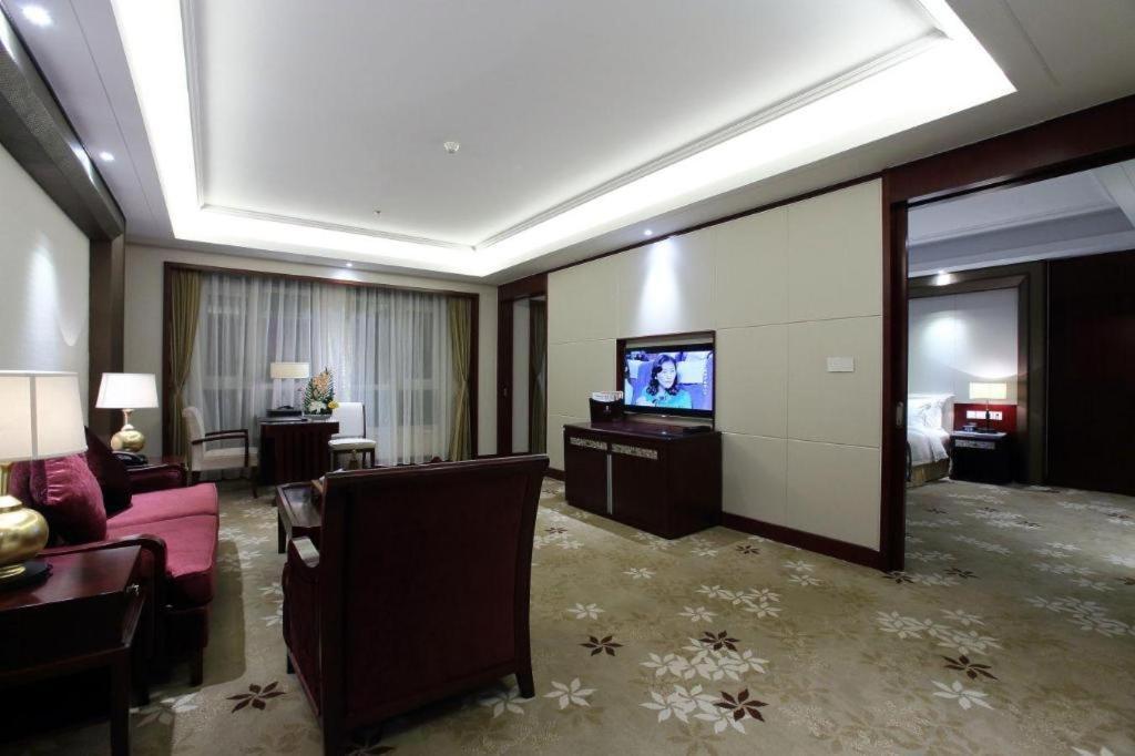 Linyi Blue Horizon International Hotel Yi He Εξωτερικό φωτογραφία