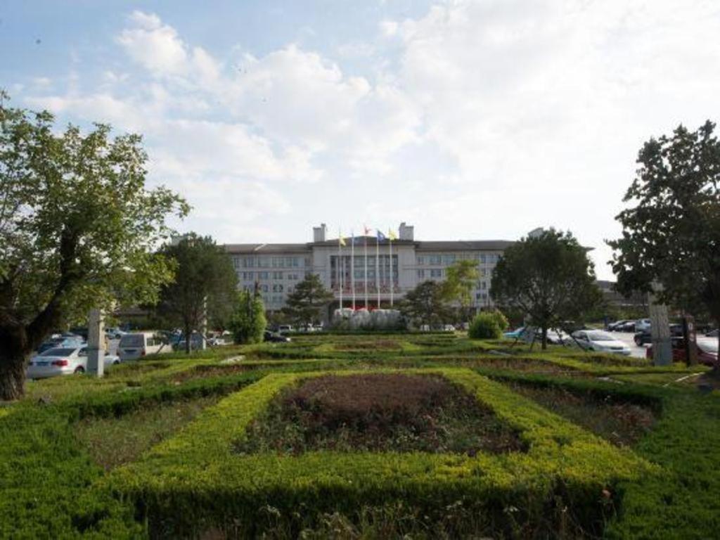 Linyi Blue Horizon International Hotel Yi He Εξωτερικό φωτογραφία